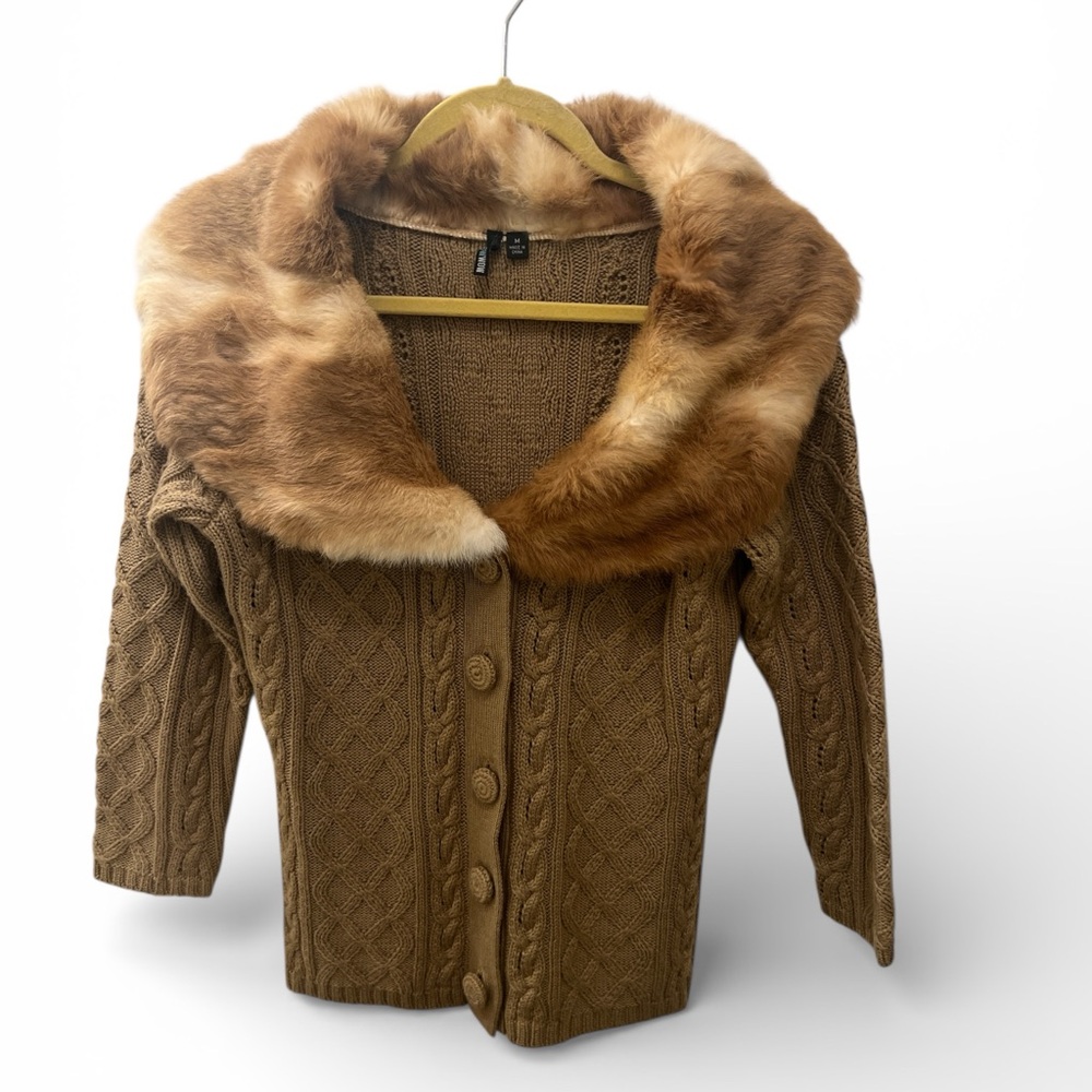 PowWow Wool Blend Cable Knit Cardigan w/Rabbit Fur Collar | M - Picture 2 of 16